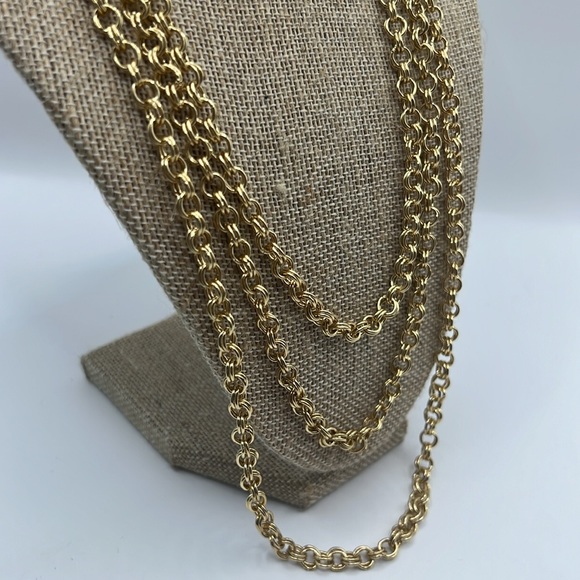 Triple Chain Gold Necklace. - Picture 3 of 6